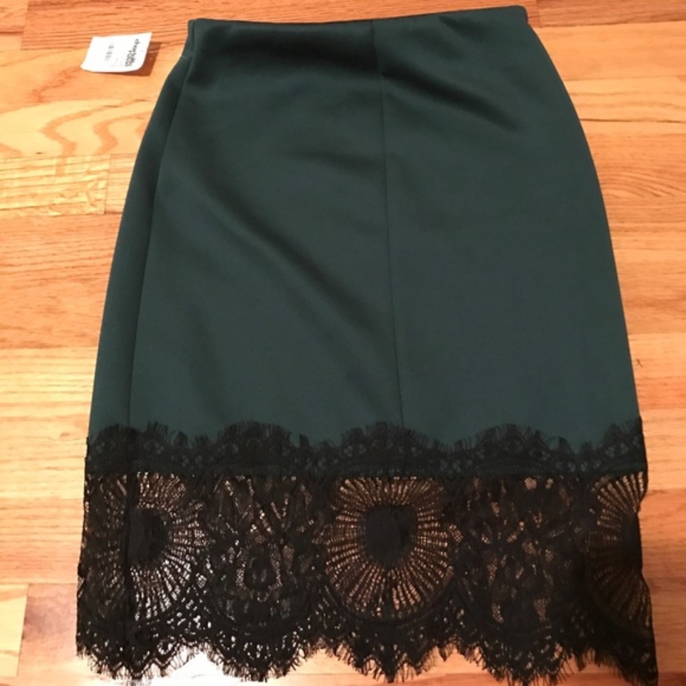 ❤️ Charlotte Russe Satin Lace Bottom Mini Skirt - Picture 3 of 3